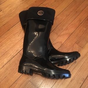 NEW Tommy Hilfiger Rain Boots